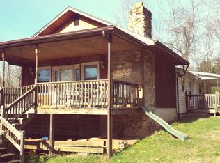 2283 Narrow Passage Rd, Buchanan, VA 24066