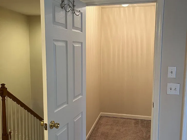 7529 Kemberton Ct — Photo 22