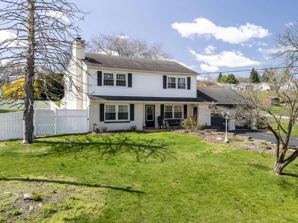 10 Beale Dr, Parkesburg, PA 19365