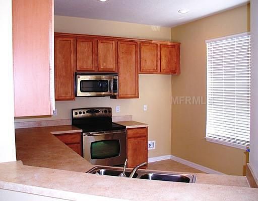 2nd image of 1821 Pine Oak Trl