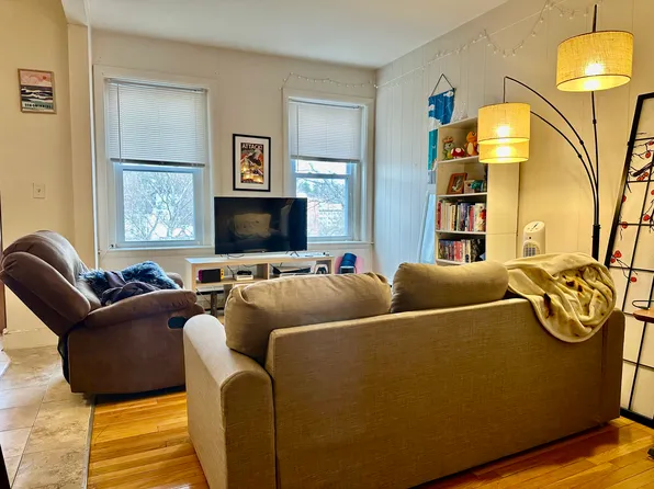 199 Winthrop Rd, Brookline, MA