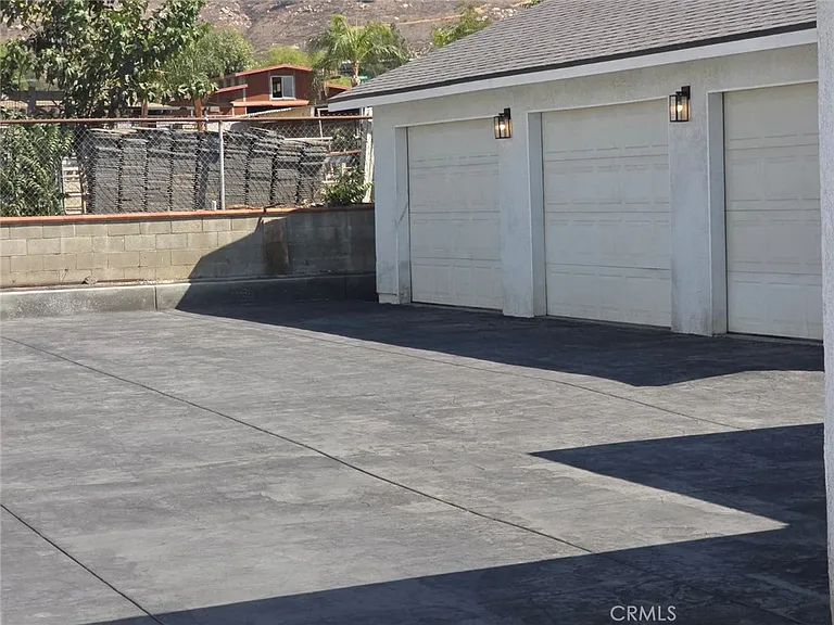 3863 California Ave — Photo 30