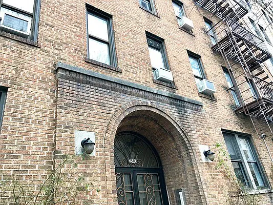 Rented by Vass Stevens Group | media 23