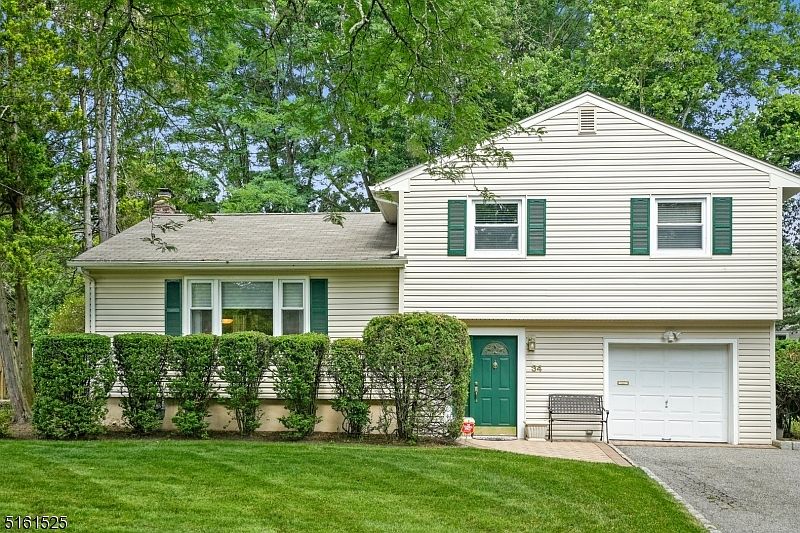 1st image of 34 Cypress Ave