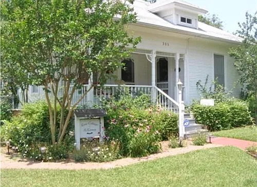 306 S Bass St Photo 1 306 S Bass St Photo 1