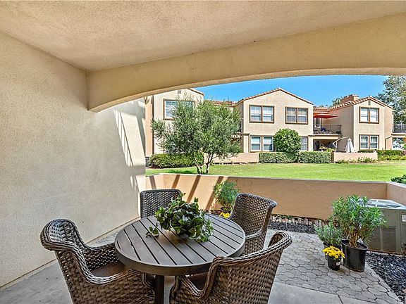 5th image of 70 Verdin Ln
