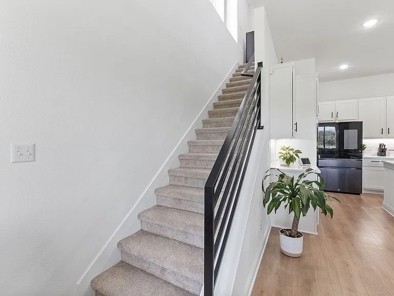 125 Plainsman Ln — Photo 26