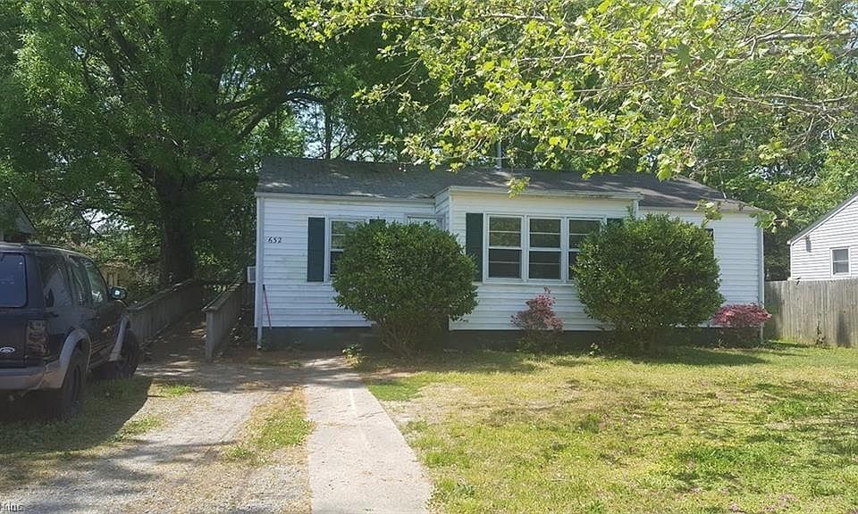 1st image of 632 Willow Dr