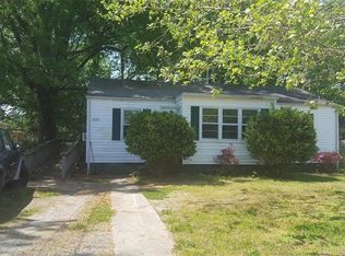 632 Willow Dr, Newport News, VA 23605