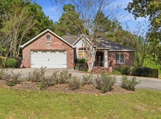 5 Cimarron Dr, Hattiesburg, MS 39402