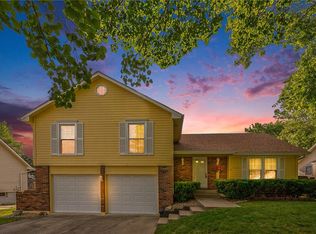 2500 NW 9th St, Blue Springs, MO 64015