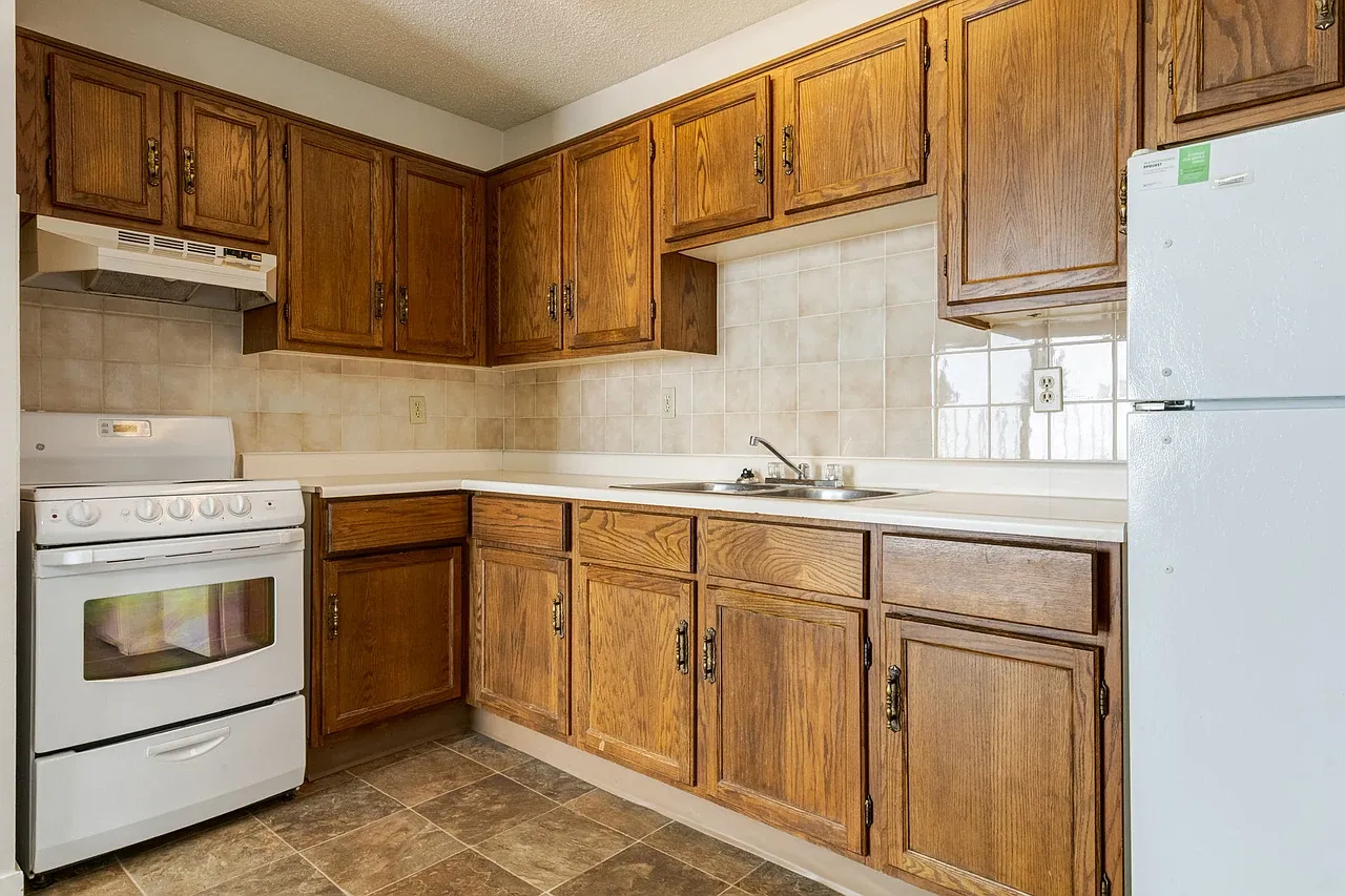 Gleneagles Apartments — Photo 2
