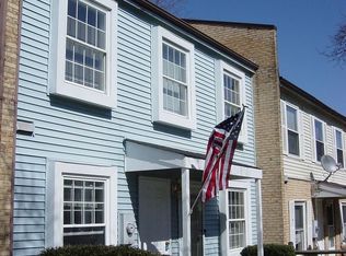 101 Adams Dr NE, Leesburg, VA 20176