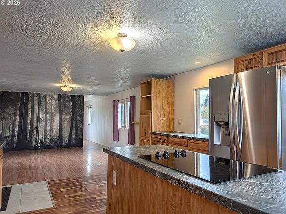 5th image of 4531 Franklin Blvd Space A