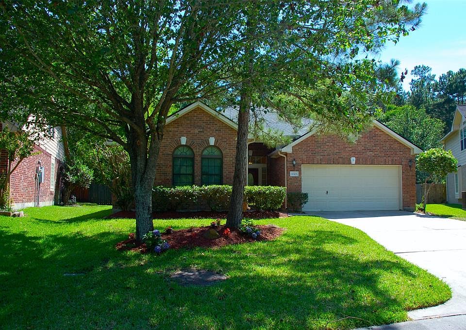 1st image of 20431 Crimson Oak Cir