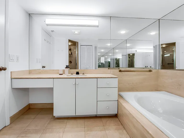 4201 N Ocean Blvd #203 — Photo 46