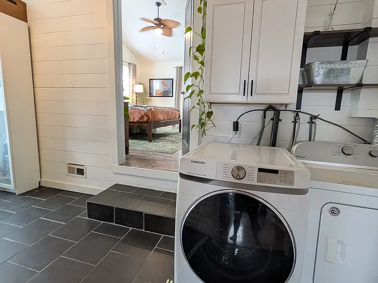 Laundry room/ mud room