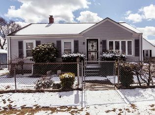 33 Greeley St, Pawtucket, RI 02861