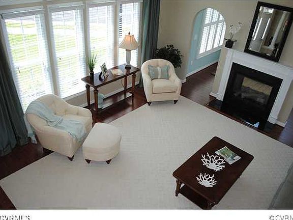 5th image of 843 Fair Port Cir #4
