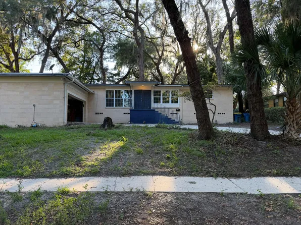 3966 Bess Rd, Jacksonville, FL 32277