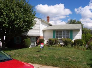 721 Charette Rd, Philadelphia, PA 19115