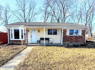 28311 Roy St, Saint Clair Shores, MI 48081