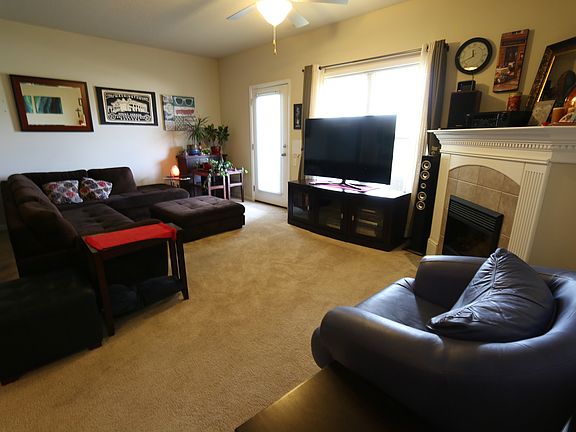 5th image of 2506 NE Oak Dr Unit 6
