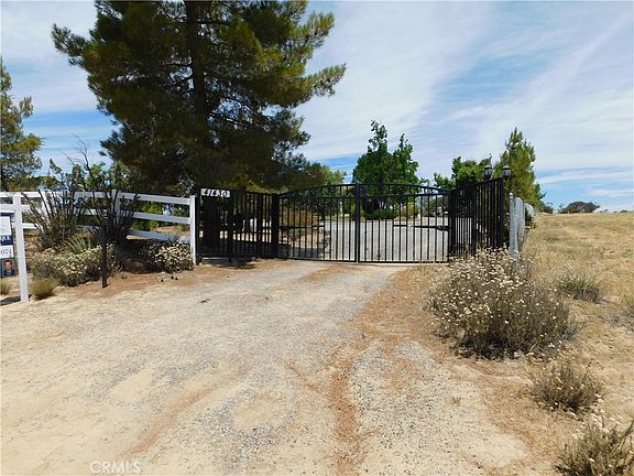 3rd image of 41430 Rolling Hills Dr