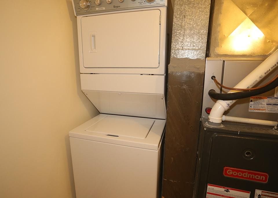 1st image of 4654 N Malden St #Number1_1