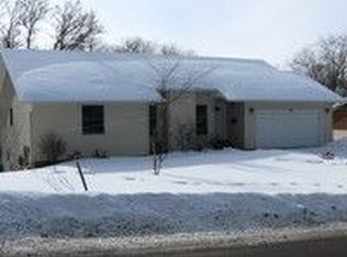 2810 Macomb Ave, Sioux City, IA 51106