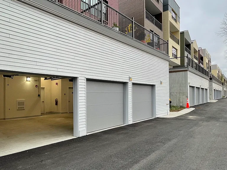 131 Hyde Park Ave #B — Photo 19
