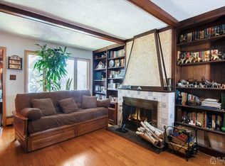 62 S Grove Ave, Hopelawn, NJ 08861