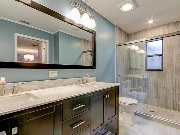 3rd image of 6 Clearview Dr