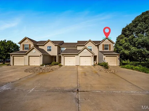 5549 N Fairmount Ave, Kansas City, MO 64118