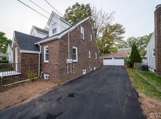 57 Linden St, Carteret, NJ
