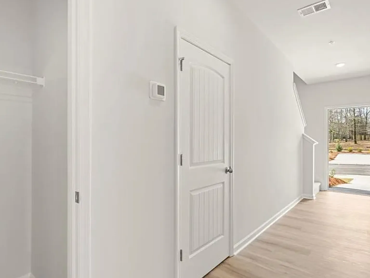 3 bed, 1508 sqft, $1,975 — Photo 3