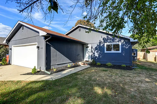 608 Irvine Rd photo 1