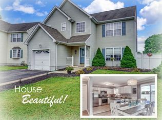 66 Dolphin Cir E, Bayville, NJ 08721