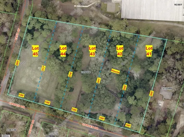 35595 Garden Dr, Slidell, LA 70460