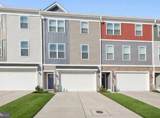 7831 Wolf Run Ln, Severn, MD 21144