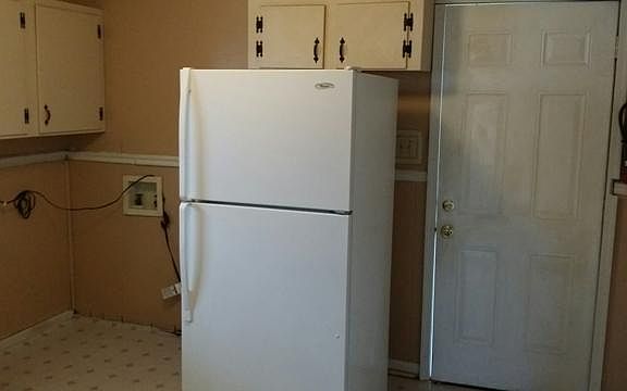 5th image of 4910 Carolyn Ln