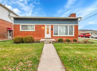 1161 Lincoln St, Wyandotte, MI 48192