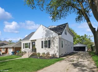 366 S Rex Blvd, Elmhurst, IL 60126