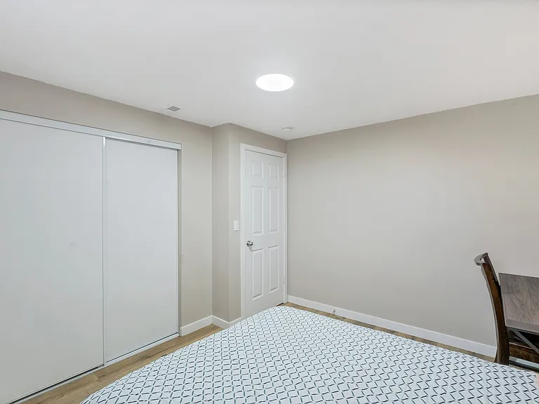 1530 W South Jordan Pkwy — Photo 21