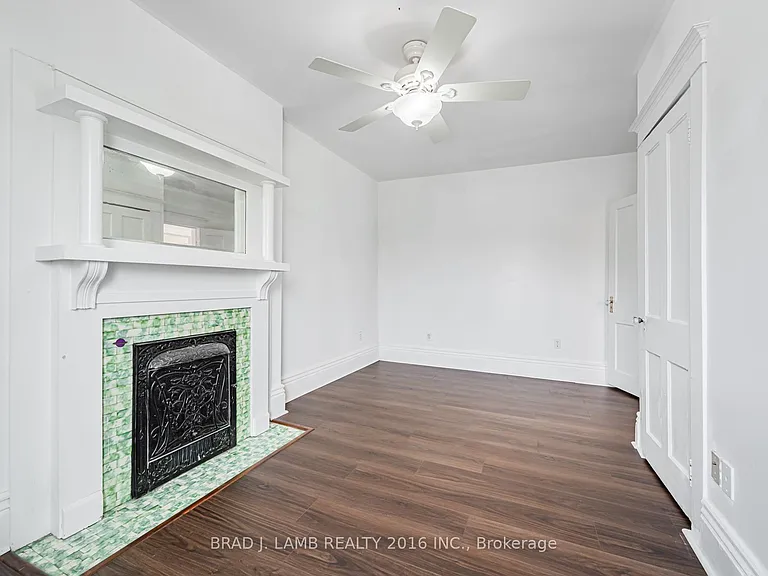 12 Sibley Ave #MAIN AND UPPER — Photo 33