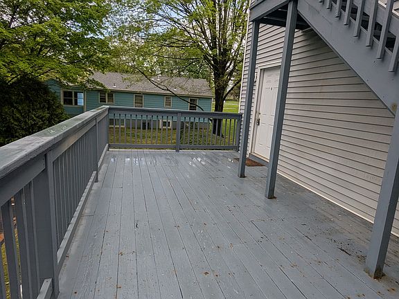 Back deck to Apartment