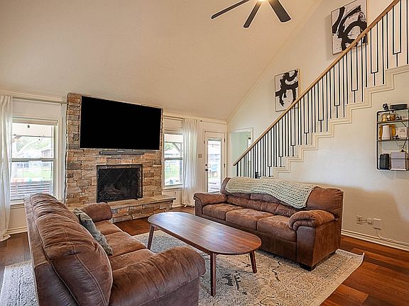 3rd image of 15330 Dale Dell Rd