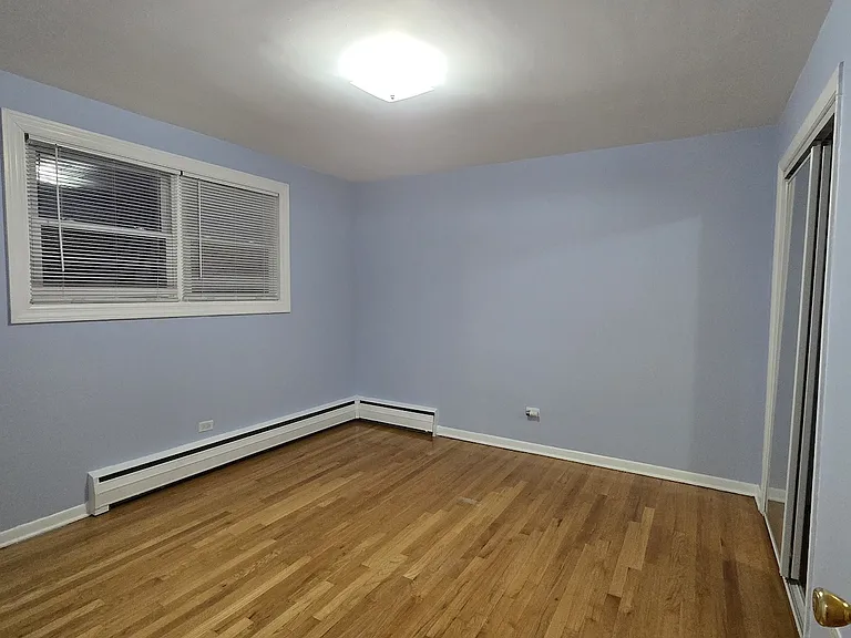 8030 N Knox Ave #2W — Photo 9