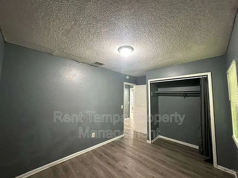 8304 N Mulberry St — Photo 37