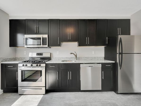3 Bedford Ave #14-2-1